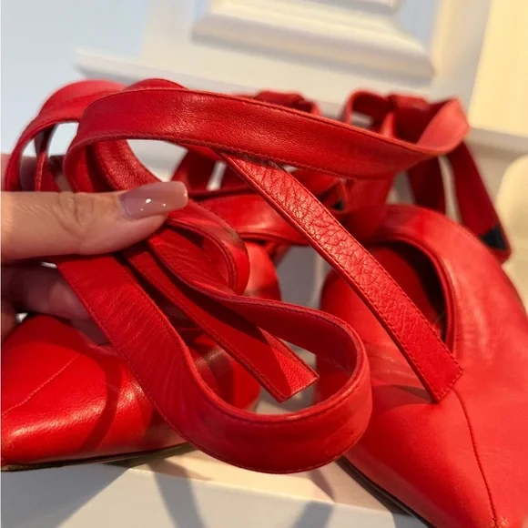 Chic Red Women's Shoes - Picture 8 of 17